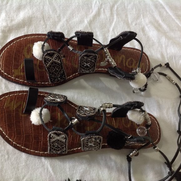 NWOB Sam Edelman beaded flat sandals 9 - Picture 4 of 5